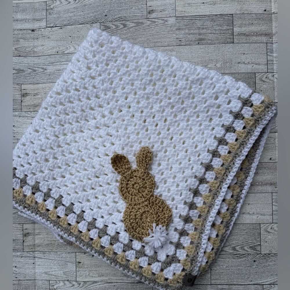 Crochet Baby Blanket - Baby Blanket - Bunny Blanket - Bunny - white